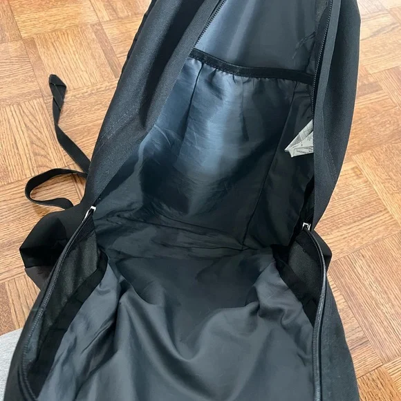 Large Backpack - Picture 6 of 7